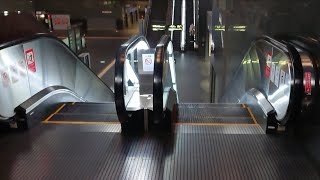 JR 京都駅ビル ホテルグランヴィア京都 側の下り エスカレーター 【Escalator】HOTEL GRANVIA KYOTO