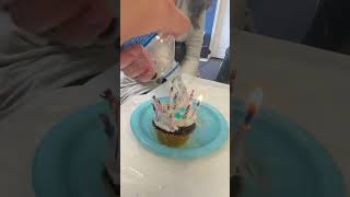 Dad Ruins Teenage Daughter's Birthday Cake By Pouring Water On It.