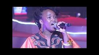 Prestation de Aicha Koné Sen Petit Gallé 2016 Prime 7