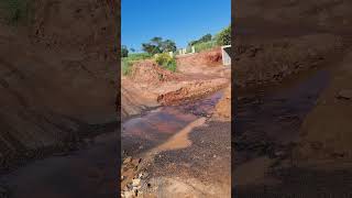 No meio da estrada vicinal de primeira para terceira Aliança em Mirandópolis