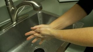 Experts: You're washing your hands wrong