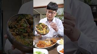 #안동맛집 #계림식당 이집은 주문  즉시 냄비에 밥을 해주신다 밥이 그래서 꼬들꼬들하다 각종 밑반찬들도 푸짐하다 비벼 먹으라고 대접을 주시는데 비벼 먹으면 정말 맛있다 계림식당❤️