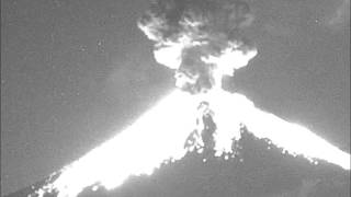 HUGE Eruption @ Popocatepetl Volcano