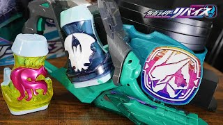 仮面ライダーエビルとライブに変身!!【仮面ライダーリバイス】変身ベルト DXツーサイドライバーをレビュー!!