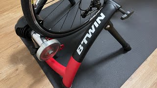 My indoor trainer setup / Btwin Van Rysel In’Ride 500 / Garmin speed cadence Heart Rate Meter/ Zwift