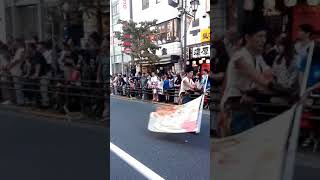 よさこい祭り　旗振り