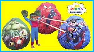 GIANT EGG SURRPISE OPENING with Spiderman Superman and The Hulk SuperHeroes Toys