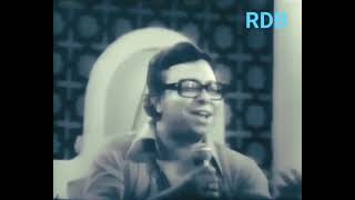 Duniya Mein Logon Ko Song by Asha Bhosle and Rahul Dev Barman Rare video live performance RD BURMAN