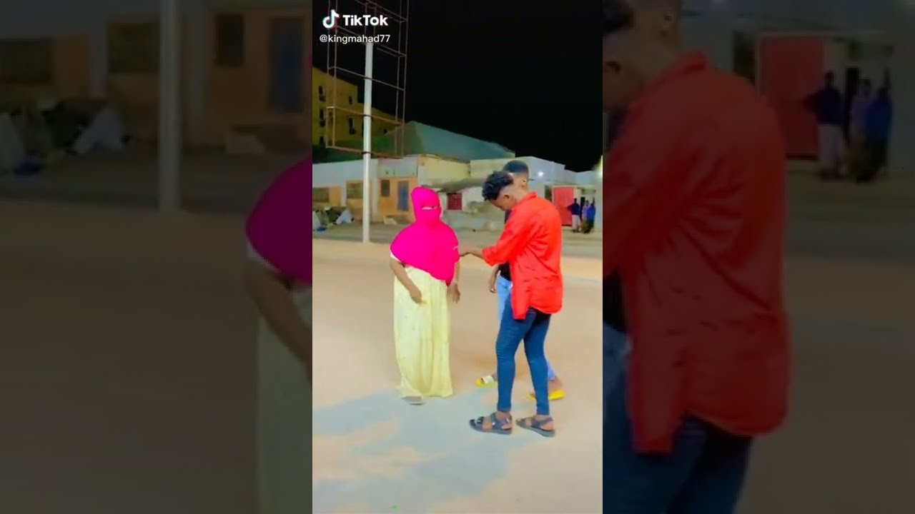 Gabadh Somali Niiko Cusba 2022#tiktok #somalitiktok #shorts - YouTube