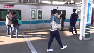 小田急多摩センター駅 朝の通勤ラッシュ 午前6時40分～8時10分頃 小田急多摩線 長蛇の列 【ダイヤ改正後】