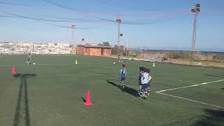 u8 duel avec ballon.passe contrôle de balle conduite de balle finish