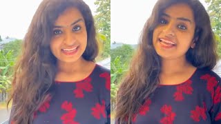 Sivaangi's Best Live Singing Performance ❤ - Paattil Ee Paattil, Shreya Ghosal, Kerala Tour Vlog