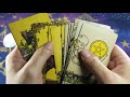 How to clear a tarot deck