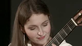 Cassie Martin joue l'Etude n°10 de Regondi (Guitar Olympiad 2024)