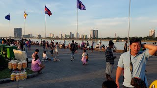 Preah Sisowath Quay, Phnom Penh, Cambodia (2024) (4K) WALKING TOUR