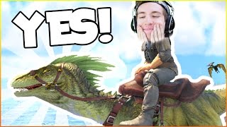 FINALLY TAMING MY FIRST DINOSAUR! - ARK SEASON 2 #4