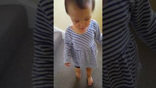 Ellie (1y4m) 想睡覺愛哭鬧，學講話