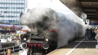 Abfahrt 01 150 mit Sonderzug aus Würzburg Hbf (Kurzvideo)