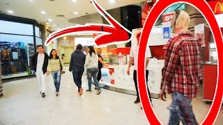 INVADIMOS UM SHOPPING VESTIDOS DE ZUMBI!