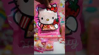 Hello Kitty Mystery Crate #hellokitty #mysterycrate #asiansnacks