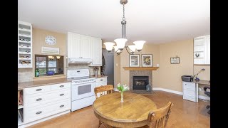 2557 Flannery Drive Ottawa Spacious 3+1 Condo Townhome - Awesome central location! For Sale