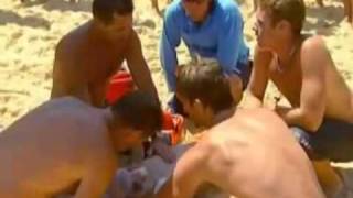 Reanimatie op het strand - AED - Hulpverlening - BHV - Defibrillator