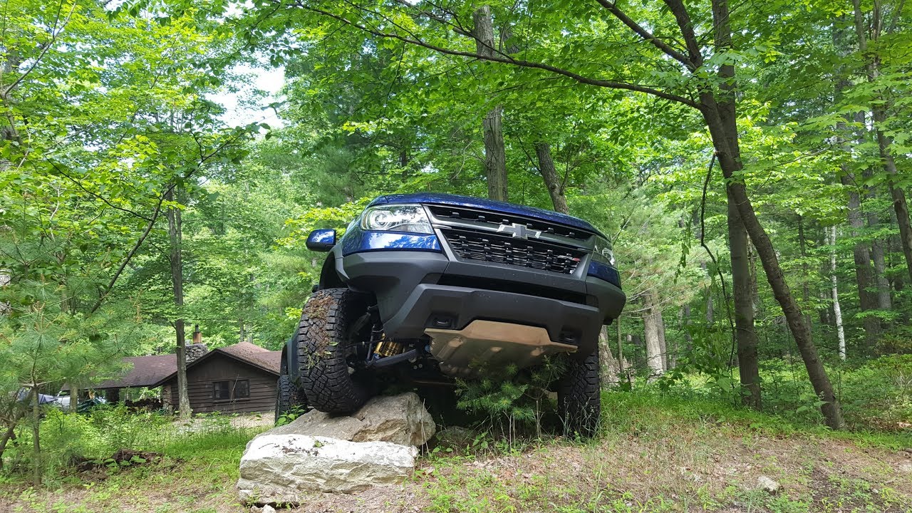 Chevy Colorado Zr2 Rock Crawl - YouTube