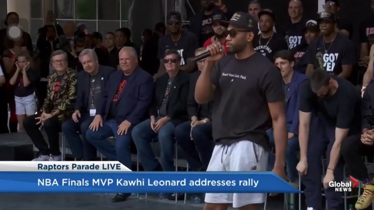 Kawhi Leonard Mocks His Own Laugh ( RAPTORS PARADE ) (FUNNY) - YouTube