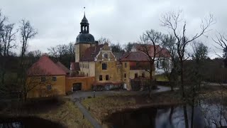 Замок Lielstraupe/Lielstraupes pils. Сьемка с квадрокоптера DJI MAVIC MINI