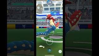 POKÉMON GO: GYARADOS VS SHINY GYARADOS GYM BATTLE!!!