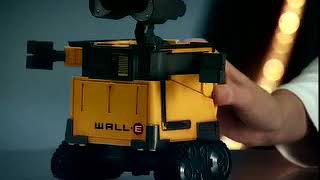 Transforming Wall-E Toy Commercial (2008) 15 seconds