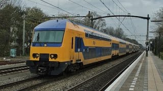 Doorkomst DDZ 7632 op Station Tilburg Universiteit