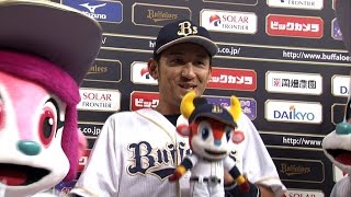 【プロ野球パ】連日のヒーロー！自身初のサヨナラ打の小島、最後はちょっぴりアセちゃったヒーローインタビュー 2015/08/08 Bs-L