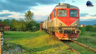 Fluieroasa 60-1151-9 Whistle Loko \u0026 Marfar CFR MARFA Freight Train pe Apus/on Sunset in Beiuș