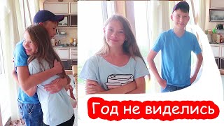 VLOG Встреча Даши и Назара. Друзья заселяются