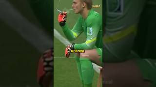 He smokes in the match 😳 The craziest goalkeeper in football history.💀🗿