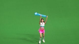 161015 ファイターズ讃歌を踊るファイターズガールの五十嵐有貴さん