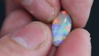 Australian Solid Crystal Opal - 5.20 Cts