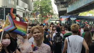 รถแห่ธีมหมอลำของมิสแกรนด์...ครั้งแรกที่เล่นกลางกรุงเทพฯ #MissGrandThailand 🏳️‍🌈BANGKOK PRIDE 2023