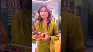 Shilpa Shetty SHARES what she eats in a day in this HILARIOUS video #shorts #shilpashetty