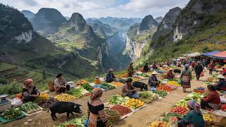 Phát hiện chợ phiên đặc biệt trên núi biên giới Việt Trung ít người biết đến