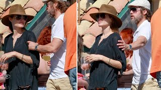 Love Back! Sweet moment of Brad Pitt And Angelina Enjoy Cocktails At A Beach Party