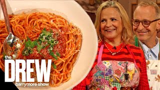 David and Amy Sedaris Teach Drew Their Mother's Greek Spaghetti Recipe