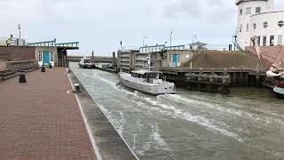 LRC58-03 Britt, leaving Harlingen, April 2018