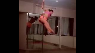 Jacqueline Fernandez hot pole dance judwaa 2 shooting