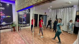 Dhak Dhak Karne Laga || Madhuri Dixit-Anil kapoor song || Let's move Dance & Zumba