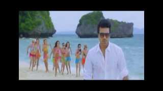 Ram Charan Allu Arjun- Yevadu song promo-Oye Oye