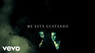 Banda Los Recoditos - Me Está Gustando (Official Lyric Video)