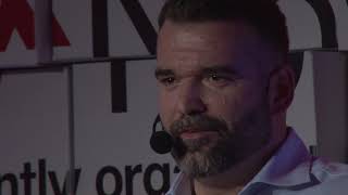 برای موفقیت در زندگی مهم است که سرسخت باشید | پیتر مانکوچ | TEDxNovomesto