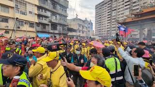 媽祖衝進鳳邑開漳聖王廟，大家好熱情，白沙屯三媽祖鳳山贊境，